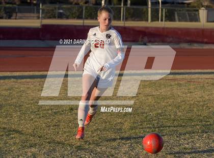 Thumbnail 3 in Red Mountain vs Maricopa (AIA 6A Round 1 Playoff) photogallery.