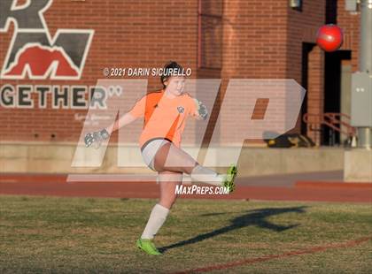 Thumbnail 3 in Red Mountain vs Maricopa (AIA 6A Round 1 Playoff) photogallery.