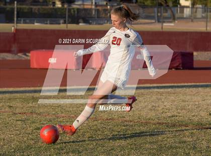 Thumbnail 2 in Red Mountain vs Maricopa (AIA 6A Round 1 Playoff) photogallery.