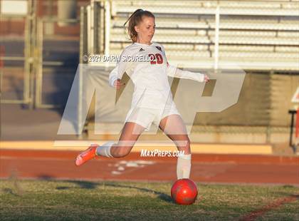 Thumbnail 2 in Red Mountain vs Maricopa (AIA 6A Round 1 Playoff) photogallery.