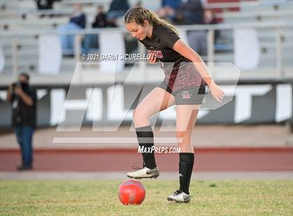 Thumbnail 2 in Red Mountain vs Maricopa (AIA 6A Round 1 Playoff) photogallery.