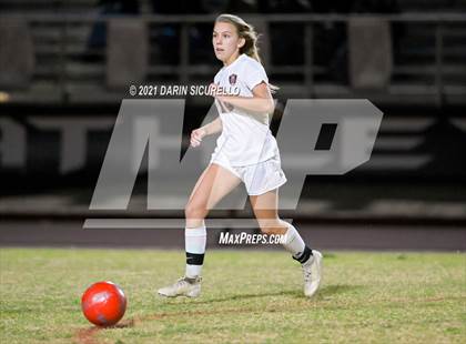 Thumbnail 2 in Red Mountain vs Maricopa (AIA 6A Round 1 Playoff) photogallery.