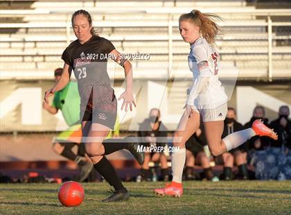 Thumbnail 3 in Red Mountain vs Maricopa (AIA 6A Round 1 Playoff) photogallery.