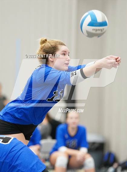 Thumbnail 2 in Frankenmuth vs. Lakeland (Beast of the East) photogallery.