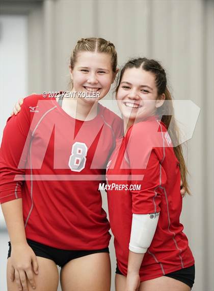 Thumbnail 2 in Frankenmuth vs. Lakeland (Beast of the East) photogallery.