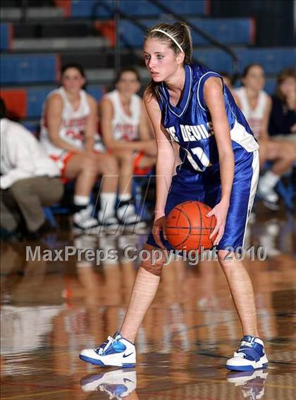 Thumbnail 3 in Pana vs. Bismarck-Henning (Kessler's Sports - Riverton Shootout) photogallery.