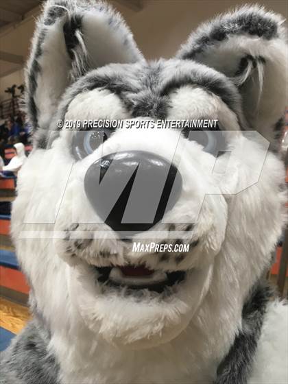 Thumbnail 3 in Naperville North TOC Ceremony photogallery.