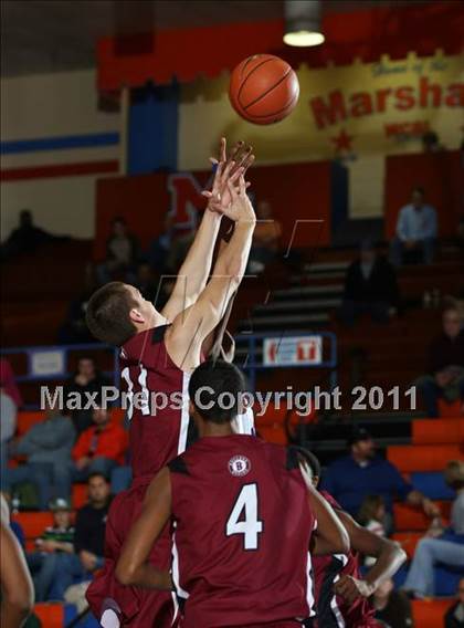 Thumbnail 2 in Duncanville vs. Ballard (Marshall County Hoopfest) photogallery.