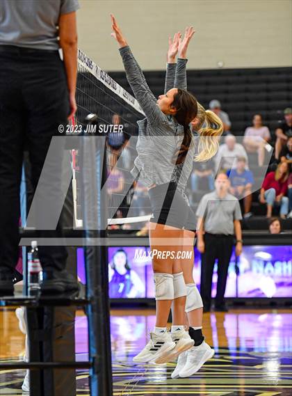 Thumbnail 2 in College Station vs Magnolia West photogallery.