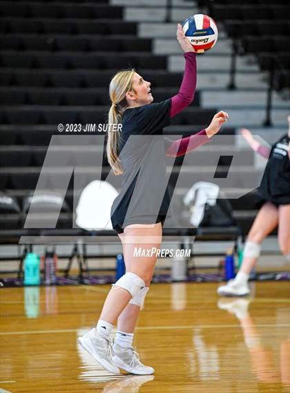 Thumbnail 2 in College Station vs Magnolia West photogallery.