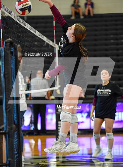 Thumbnail 1 in College Station vs Magnolia West photogallery.