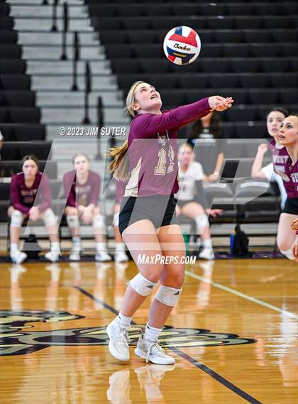 Thumbnail 3 in College Station vs Magnolia West photogallery.