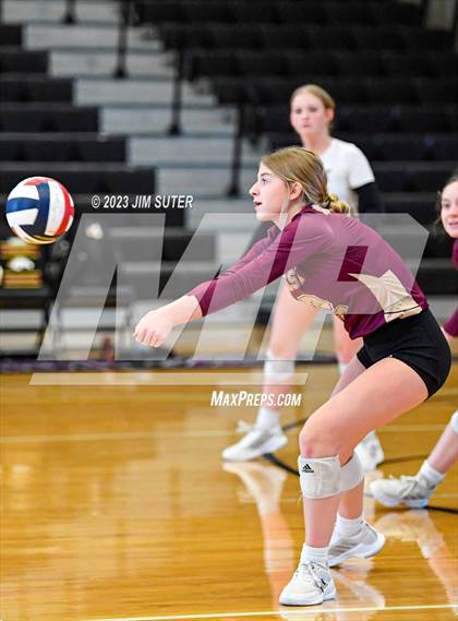 Thumbnail 1 in College Station vs Magnolia West photogallery.