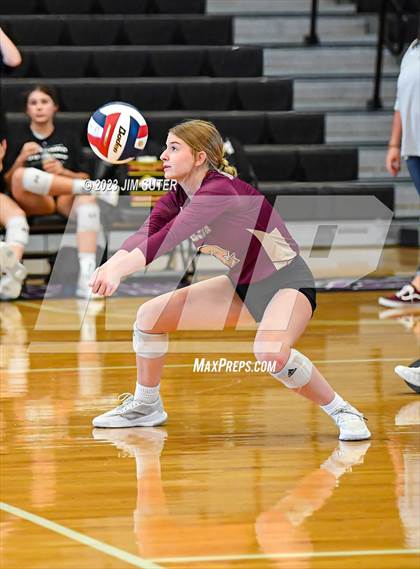 Thumbnail 3 in College Station vs Magnolia West photogallery.