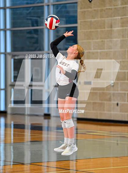Thumbnail 3 in College Station vs Magnolia West photogallery.