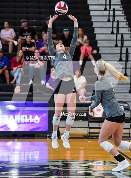 Thumbnail 1 in College Station vs Magnolia West photogallery.