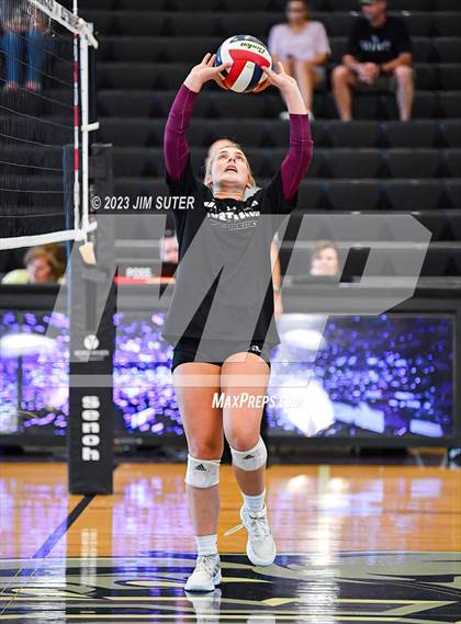 Thumbnail 2 in College Station vs Magnolia West photogallery.