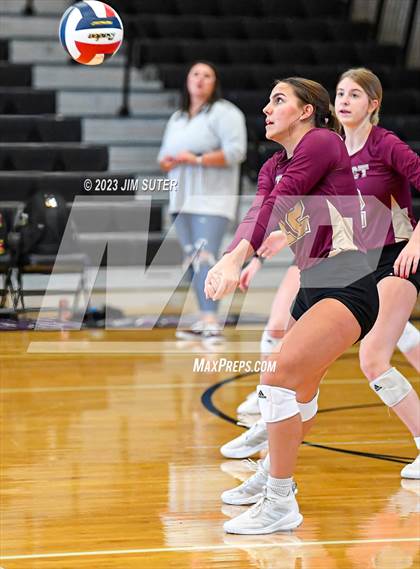 Thumbnail 1 in College Station vs Magnolia West photogallery.