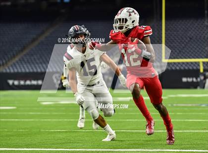 Thumbnail 2 in Tompkins vs Atascocita (UIL-6A Regional Playoff) photogallery.