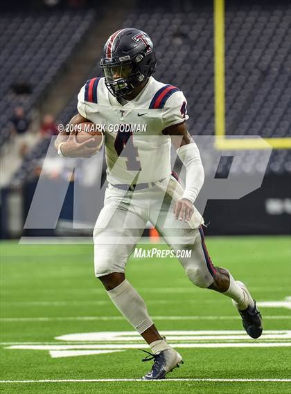 Thumbnail 2 in Tompkins vs Atascocita (UIL-6A Regional Playoff) photogallery.