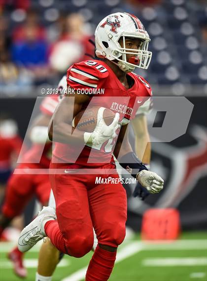 Thumbnail 2 in Tompkins vs Atascocita (UIL-6A Regional Playoff) photogallery.