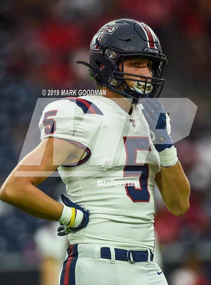 Thumbnail 2 in Tompkins vs Atascocita (UIL-6A Regional Playoff) photogallery.
