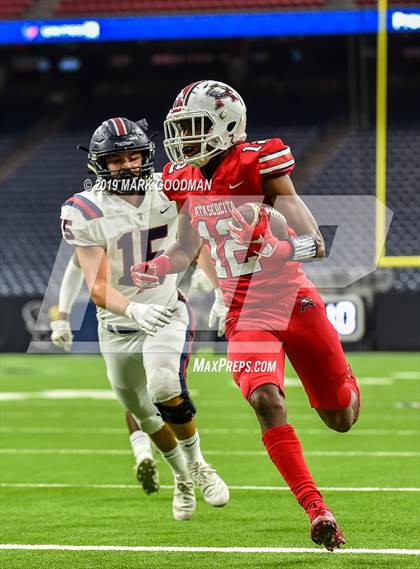 Thumbnail 3 in Tompkins vs Atascocita (UIL-6A Regional Playoff) photogallery.