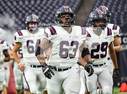 Thumbnail 2 in Tompkins vs Atascocita (UIL-6A Regional Playoff) photogallery.