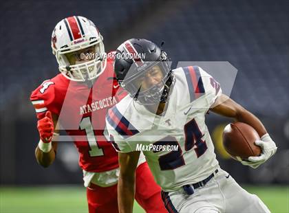 Thumbnail 1 in Tompkins vs Atascocita (UIL-6A Regional Playoff) photogallery.