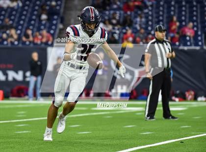Thumbnail 2 in Tompkins vs Atascocita (UIL-6A Regional Playoff) photogallery.