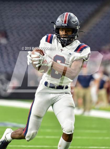 Thumbnail 1 in Tompkins vs Atascocita (UIL-6A Regional Playoff) photogallery.