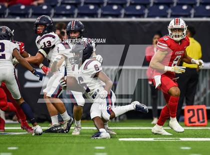 Thumbnail 3 in Tompkins vs Atascocita (UIL-6A Regional Playoff) photogallery.