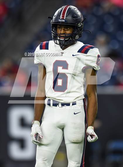 Thumbnail 1 in Tompkins vs Atascocita (UIL-6A Regional Playoff) photogallery.