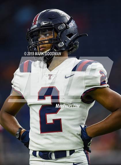 Thumbnail 1 in Tompkins vs Atascocita (UIL-6A Regional Playoff) photogallery.