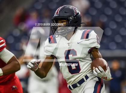 Thumbnail 1 in Tompkins vs Atascocita (UIL-6A Regional Playoff) photogallery.