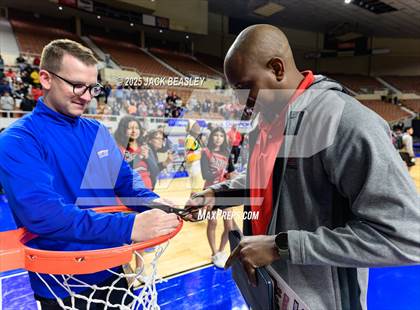 Thumbnail 2 in Central vs Mountain Pointe (AIA 5A Final Awards) photogallery.
