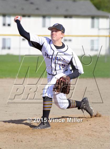 Thumbnail 3 in White River @ Fife photogallery.