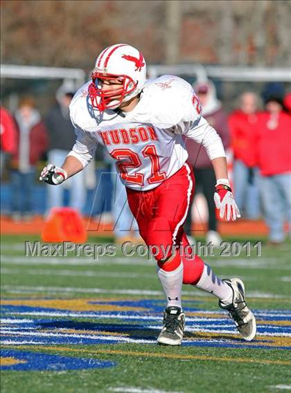 Thumbnail 1 in Clinton vs Hudson (MIAA Division III Central Final) photogallery.