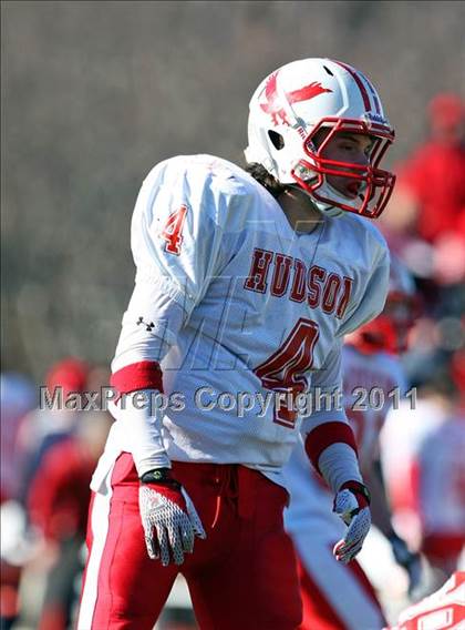 Thumbnail 3 in Clinton vs Hudson (MIAA Division III Central Final) photogallery.