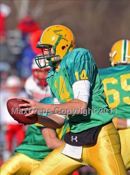 Thumbnail 2 in Clinton vs Hudson (MIAA Division III Central Final) photogallery.
