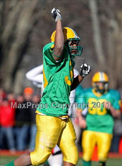 Thumbnail 3 in Clinton vs Hudson (MIAA Division III Central Final) photogallery.