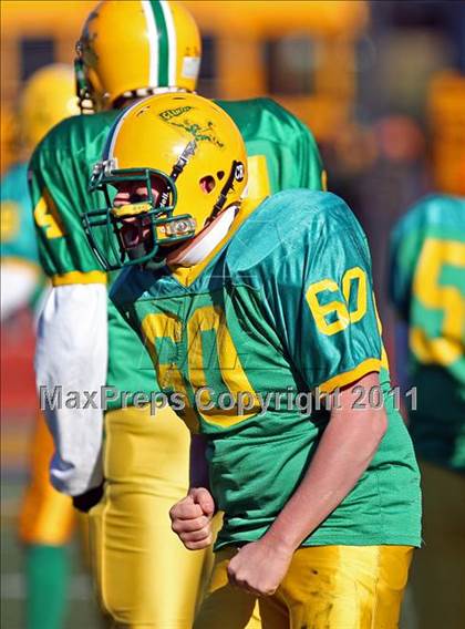 Thumbnail 1 in Clinton vs Hudson (MIAA Division III Central Final) photogallery.