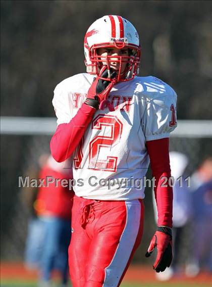 Thumbnail 3 in Clinton vs Hudson (MIAA Division III Central Final) photogallery.