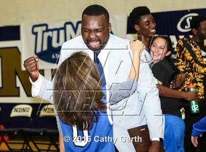 Thumbnail 1 in Eastside College Prep vs. Woodside Priory (CIF CCS D5 Section Championship) photogallery.