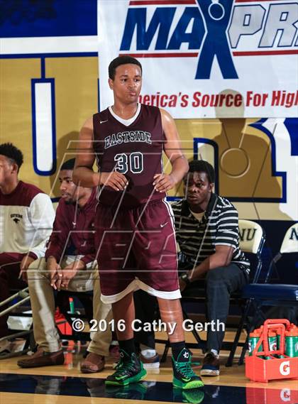 Thumbnail 1 in Eastside College Prep vs. Woodside Priory (CIF CCS D5 Section Championship) photogallery.