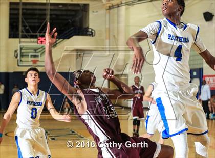 Thumbnail 2 in Eastside College Prep vs. Woodside Priory (CIF CCS D5 Section Championship) photogallery.