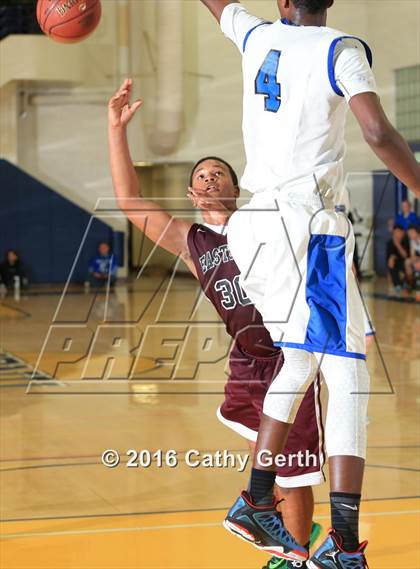 Thumbnail 1 in Eastside College Prep vs. Woodside Priory (CIF CCS D5 Section Championship) photogallery.