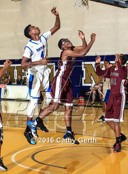 Thumbnail 1 in Eastside College Prep vs. Woodside Priory (CIF CCS D5 Section Championship) photogallery.