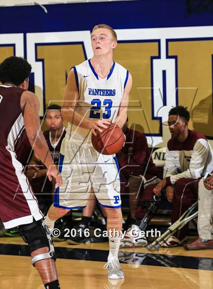 Thumbnail 2 in Eastside College Prep vs. Woodside Priory (CIF CCS D5 Section Championship) photogallery.