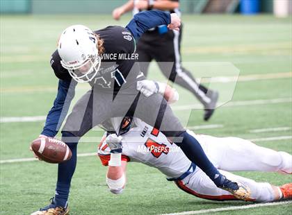 Thumbnail 3 in Eastside Catholic vs. Lakes (WIAA 3A Quarterfinal) photogallery.